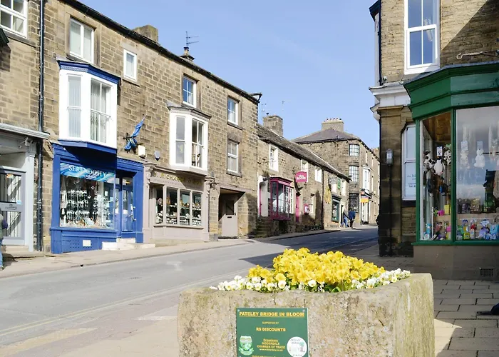 Lavender Pateley Bridge